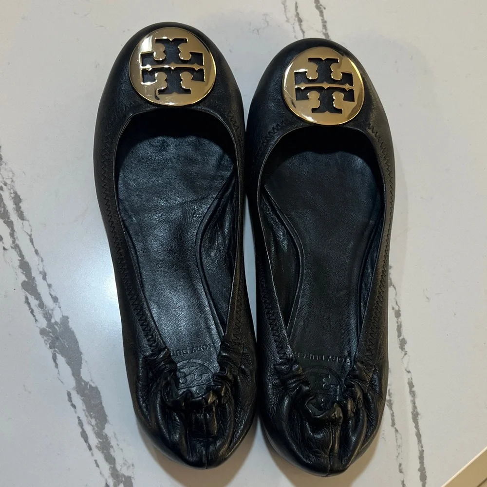 Tory Burch Reva leather Ballet Black Flats with Gold Logo size 8M